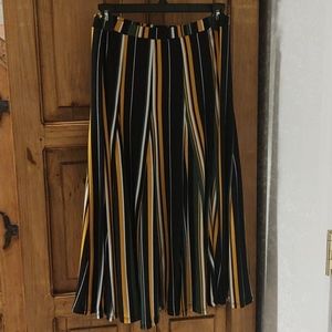 Pleated Striped Skirt